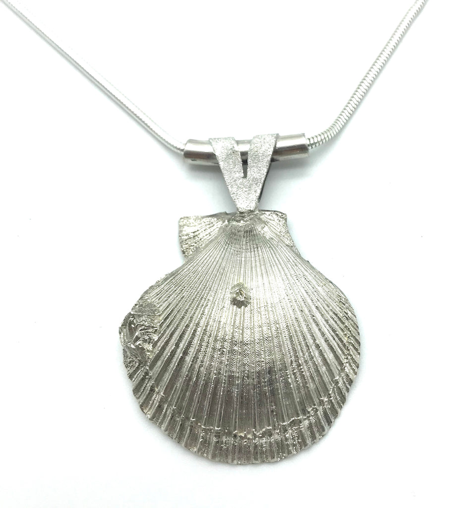 Sterling Silver Scallop Shell Pendant Necklace with Pearl