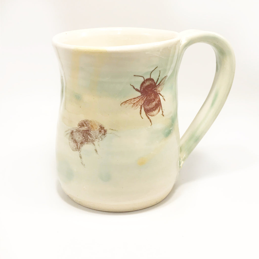 Ocean and Shore Pottery Mug Bee